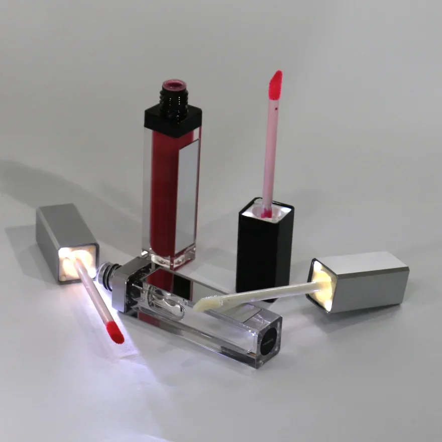 Lip Gloss with Led Light and M - Led Mouth Tray ulasan dan harga